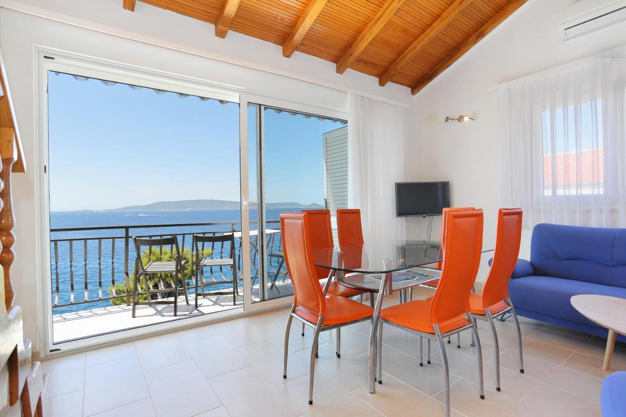 Apartments By The Sea Okrug Donji, Ciovo - 16657 Donji Okrug  Dış mekan fotoğraf